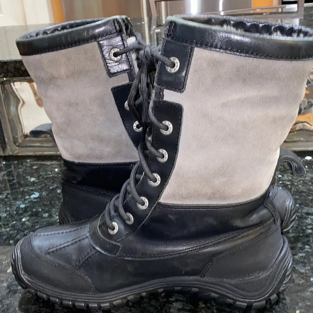 UGG Adirondack II Lace Up Snow Boots Size 8 - Picture 11 of 16